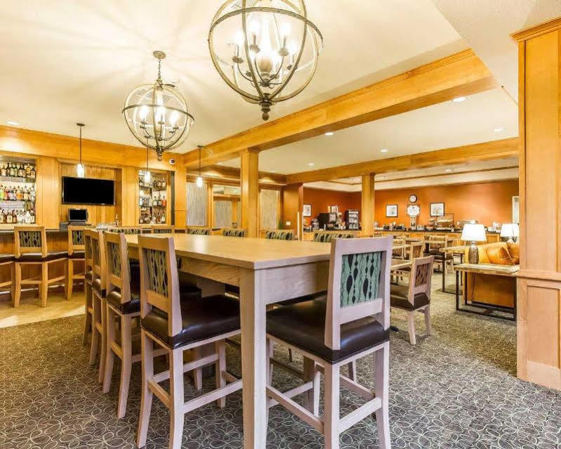 Mainstay Suites Stanley Zewnętrze zdjęcie